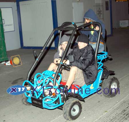 bspearsgokart10281jb4.jpg