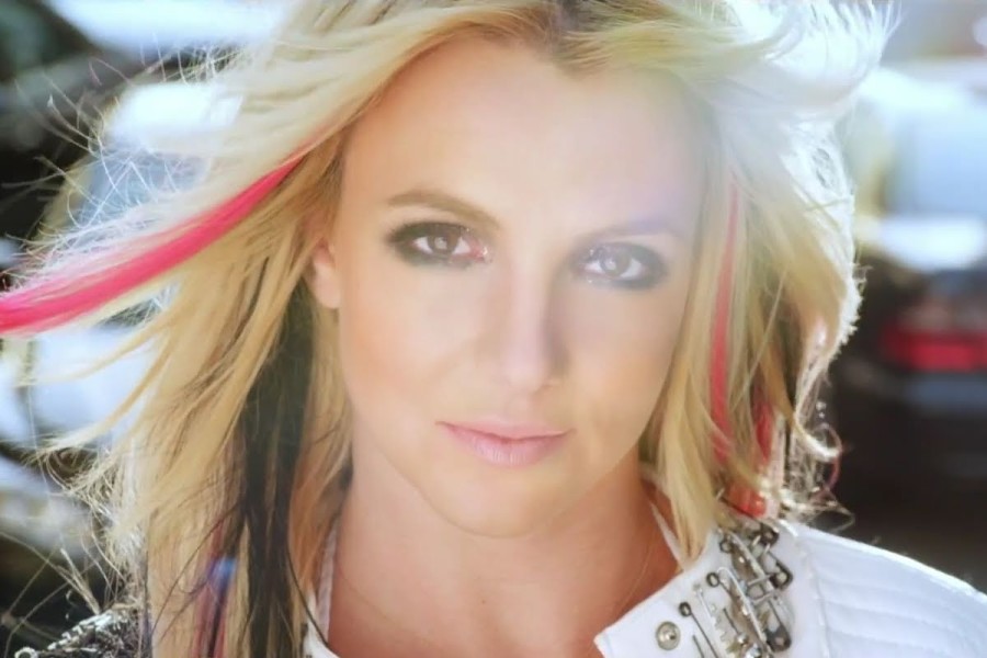 200 MLN per “I Wanna Go”!